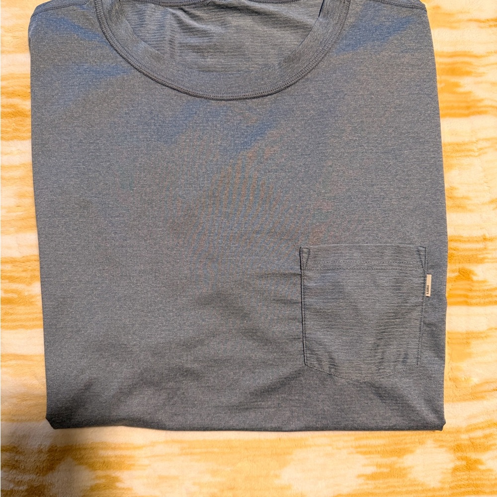Vuori Shirt Mens Large Blue Gray Performance Pocket Crewneck Short Sleeve Tee - Picture 4 of 5